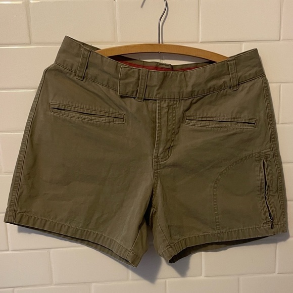 Columbia Pants - High waisted Columbia Hiking Shorts